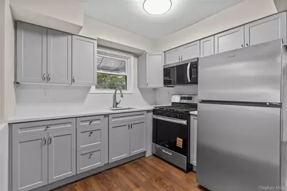 401 Olmstead Avenue #3, Bronx, NY 10473 - Photo 4