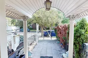 81-03 31st Avenue, East Elmhurst, NY 11370 - Photo 4