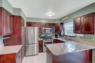 5 Madsen Ln, East Northport, NY 11731 - Photo 8