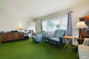 1095 Huckleberry Rd, Bellmore, NY 11710 - Photo 6