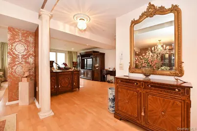 100 Harbor View Drive #630, Port Washington, NY 11050 - Photo 2