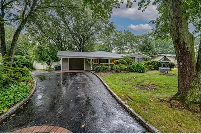 15 Longhorn Lane, East Setauket, NY 11733 - Photo 1
