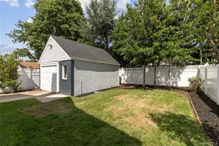 529 7th Ave, New Hyde Park, NY 11040 - Photo 16