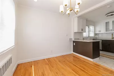 529 7th Avenue, New Hyde Park, NY 11040 - Photo 6