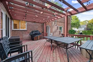 501 Broadway, Lawrence, NY 11559 - Photo 20