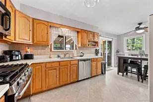 121 Hammond Rd, Thiells, NY 10984 - Photo 10