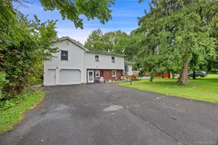 121 Hammond Rd, Thiells, NY 10984 - Photo 2