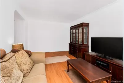 306 E Mosholu Parkway S #4F, Bronx, NY 10458 - Photo 4
