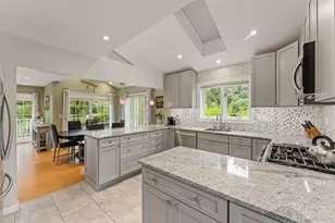 22 Berrybush Ln, Hastings on Hudson, NY 10706 - Photo 10