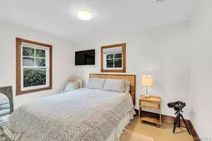 310 E Montauk Hwy, Hampton Bays, NY 11946 - Photo 18