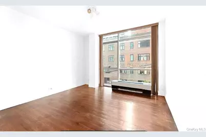 26-26 Jackson Avenue #303, Long Island City, NY 11101 - Photo 2