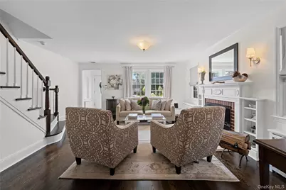 33 Ogden Avenue, East Williston, NY 11596 - Photo 6