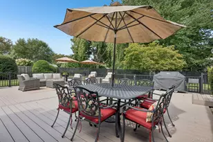 18 Gunther Dr, East Northport, NY 11731 - Photo 18