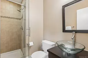18 Gunther Dr, East Northport, NY 11731 - Photo 14
