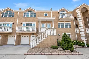 6 Pell Pl, Bronx, NY 10464 - Photo 2