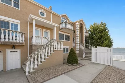 6 Pell Place #2, Bronx, NY 10464 - Photo 1