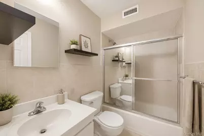 6 Pell Place #2, Bronx, NY 10464 - Photo 12