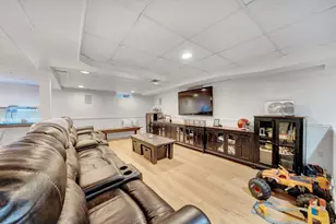 3529 Stratford Rd, Wantagh, NY 11793 - Photo 46