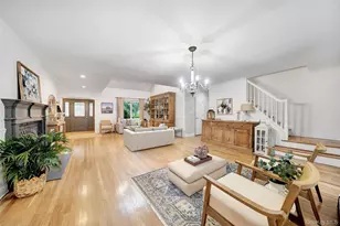 3529 Stratford Rd, Wantagh, NY 11793 - Photo 10