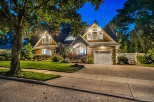 3529 Stratford Rd, Wantagh, NY 11793 - Photo 2