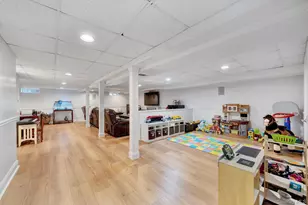 3529 Stratford Rd, Wantagh, NY 11793 - Photo 44