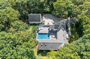 5 Rowman Ct, East Hampton, NY 11937 - Photo 16