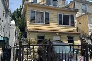 1914 Hennessy Pl, Bronx, NY 10453 - Photo 2