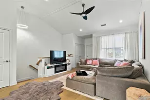 262 Silver Timber Dr, Yaphank, NY 11980 - Photo 6