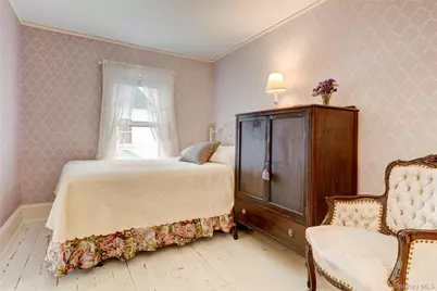 317 South Street, Greenport, NY 11944 - Photo 6