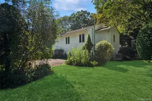 5 Kenny St, Smithtown, NY 11788 - Photo 26