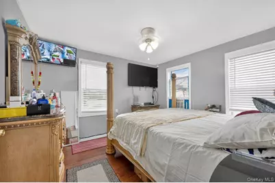 255 Cochran Place, Valley Stream, NY 11581 - Photo 22