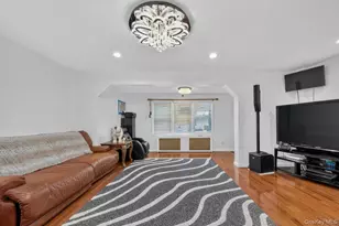 255 Cochran Pl, Valley Stream, NY 11581 - Photo 8