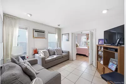 21-08 Ditmars Boulevard, Astoria, NY 11105 - Photo 18