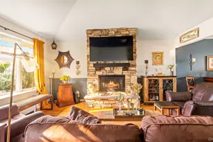 54 Jacqueline Rd, Massapequa, NY 11758 - Photo 4