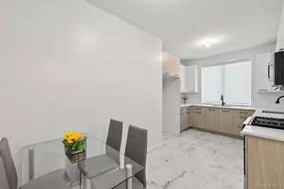 472 W Central Avenue #105, Monsey, NY 10977 - Photo 6