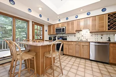2484 Kayron Lane, North Bellmore, NY 11710 - Photo 6