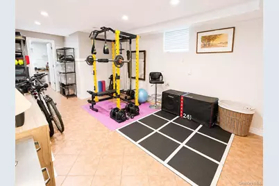 515 Beach 139th Street, Rockaway Park, NY 11694 - Photo 16