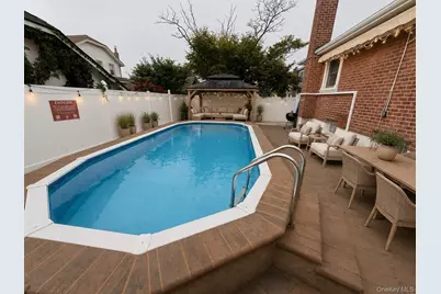 515 Beach 139th Street, Rockaway Park, NY 11694 - Photo 18