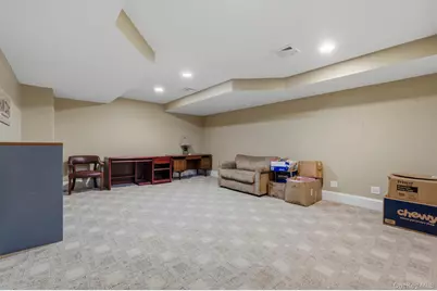 17 Arbor Court, Poughkeepsie, NY 12603 - Photo 40