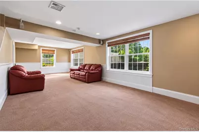 17 Arbor Court, Poughkeepsie, NY 12603 - Photo 38