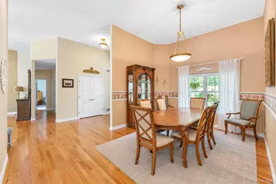 7 Wood Hollow Drive, Westhampton, NY 11977 - Photo 4