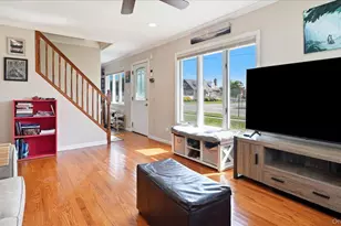47 Berkeley Pl, Massapequa, NY 11758 - Photo 4