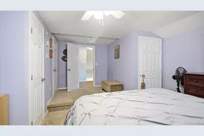 47 Berkeley Place, Massapequa, NY 11758 - Photo 18