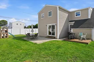 47 Berkeley Pl, Massapequa, NY 11758 - Photo 24