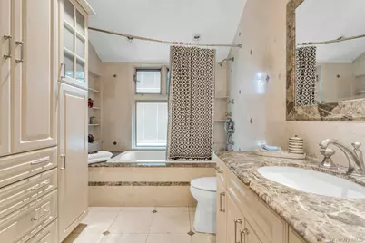 78 Chestnut Street, Glen Cove, NY 11542 - Photo 18