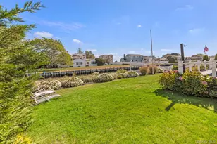 13 Marlin Rd, East Quogue, NY 11942 - Photo 20
