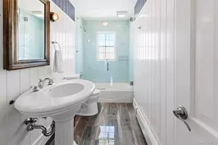 13 Marlin Rd, East Quogue, NY 11942 - Photo 12