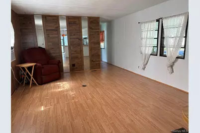 525/P4 Riverleigh, Riverhead, NY 11901 - Photo 4