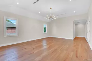 25 Hemlock Ln, Roslyn Heights, NY 11577 - Photo 26
