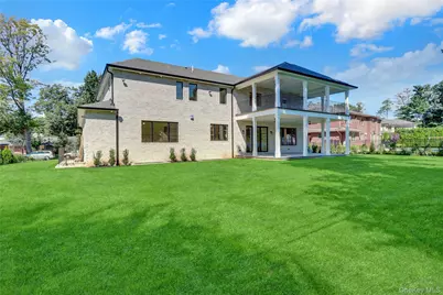 25 Hemlock Lane, Roslyn Heights, NY 11577 - Photo 42